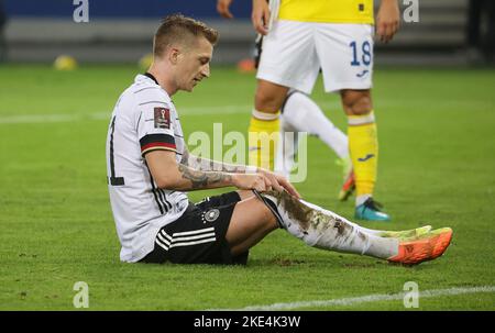 Hambourg, Allemagne. 08th Oct, 2021. Firo: 08.10.2021 football: Football: DFB équipe nationale qualification WM Allemagne - Roumanie 2: 1 Marco Reus, sur le terrain, GER/dpa/Alay Live News Banque D'Images