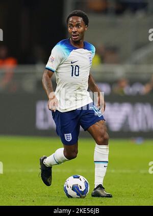 Photo du dossier datée du 23-09-2022 de Raheem Sterling, en Angleterre. L'Angleterre a nommé son équipe pour la coupe du monde 2022. Avec 11 jours avant le lancement de la campagne du groupe B contre l'Iran par les trois Lions, l'ancien défenseur a confirmé le groupe de 26 hommes qui se rendra dans le Golfe la semaine prochaine. Date de publication : jeudi 10 novembre 2022. Banque D'Images