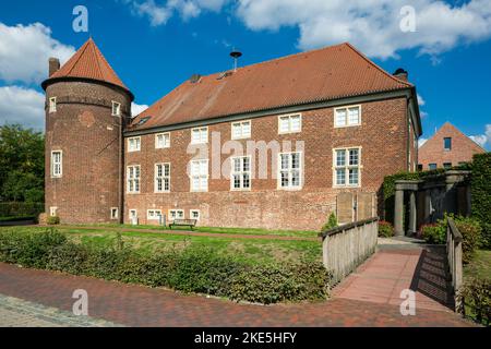 Deutschland, Velen, Bocholter AA, Naturpark Hohe Mark Westmuensterland, Muensterland, Westfalen, Nordrhein-Westfalen, NRW, Velen-Ramsdorf, Burg Ramsdo Banque D'Images