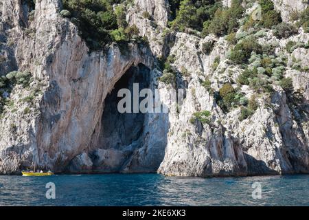 Capri, excursion quotidienne en bateau, Grotto Bianca, Italie Banque D'Images