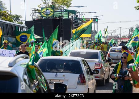 Campo Grande, MS, Brésil - 06 novembre 2022: Des manifestants brésiliens dans les rues demandant une intervention fédérale après l'élection de Lula. Duque de Caxias Banque D'Images