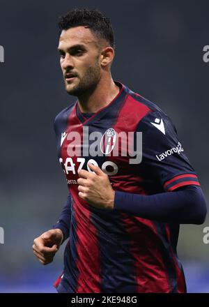 Milan, Italie, 9th novembre 2022. Charalampos Lykogiannis de Bologna FC pendant la série Un match à Giuseppe Meazza, Milan. Le crédit photo devrait se lire: Jonathan Moscrop / Sportimage Banque D'Images