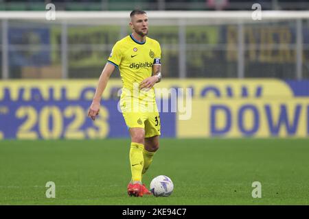 Milan, Italie, 9th novembre 2022. Milan Skriniar du FC Internazionale lors de la série Un match à Giuseppe Meazza, Milan. Le crédit photo devrait se lire: Jonathan Moscrop / Sportimage Banque D'Images