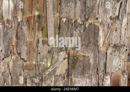 Cadre plein résumé texture fond d'un vieux siècle de détérioration de la toiture de grange composé de bardeaux de bois de secousse Banque D'Images