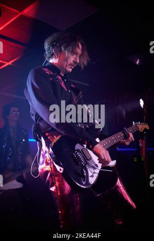 UK Rockers The Darkness, en direct au Hard Rock Hell XV, novembre 2022, photos de John Lambeth. Banque D'Images