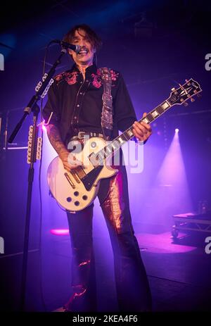 UK Rockers The Darkness, en direct au Hard Rock Hell XV, novembre 2022, photos de John Lambeth. Banque D'Images