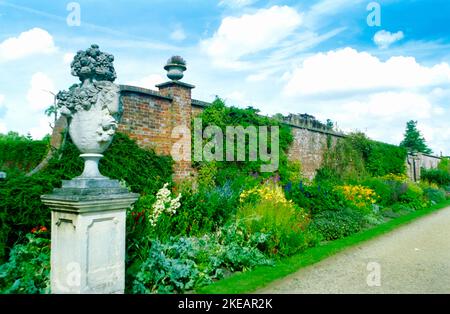 Polesden Lacey à Surrey. Un bien de la National Trust, tourné sur film en 1990s. Banque D'Images