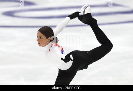Natasha McKay, en Grande-Bretagne, lors d'une séance d'entraînement au Grand Prix de patinage artistique 2022 de l'UIP à Ice Sheffield. Date de la photo: Vendredi 11 novembre 2022. Banque D'Images