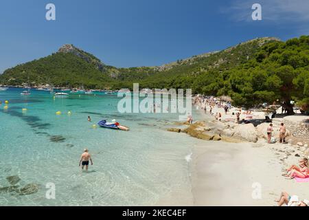 Vue sur Cala Pi de la Posada, Platja de Formentor, Cap de Formentor, Majorque, Mer méditerranée, Îles Baléares, Espagne Banque D'Images