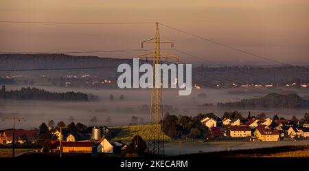 L'énergie renouvelable dans le paysage. Près de Bad Saulgau, éoliennes Banque D'Images