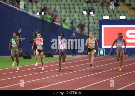 Daryll Neita, Gina Luckenkemper, Imani Lansiquot, Geraldine Frey, Lorene Bazolo. 100m femmes sémifinales. Championnats d'Europe Munich 2022 Banque D'Images