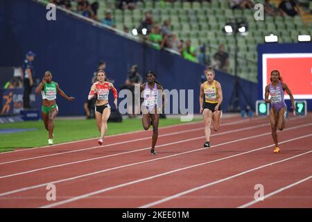 Daryll Neita, Gina Luckenkemper, Imani Lansiquot, Geraldine Frey, Lorene Bazolo. 100m femmes sémifinales. Championnats d'Europe Munich 2022 Banque D'Images