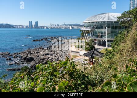 Nurimaru APEC House à Busan en Corée du Sud, où le sommet de l'APEC s'est tenu en 2005 le 19 octobre 2022 Banque D'Images