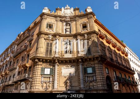 Quattro Canti, Palerme, Sicile, Italie. Banque D'Images