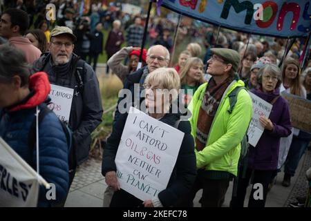 12th novembre 2022, Édimbourg, Royaume-Uni. Journée mondiale d'action pour la justice climatique marche dans la ville, en soutien aux groupes de la société civile interdits de manifester à la conférence sur le climat de COP27 en Égypte, à Édimbourg, en Écosse, 12 novembre 2022. Crédit photo: Jeremy Sutton-Hibbert/ Alamy Live News. Banque D'Images