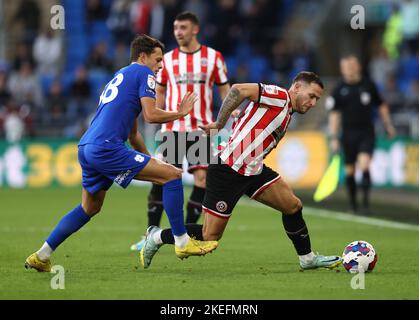 Cardiff, Royaume-Uni. 12th novembre 2022. Perry Perry NG de Cardiff City et Billy Sharp de Sheffield Utdof Cardiff City lors du match du championnat Sky Bet au Cardiff City Stadium. Crédit photo à lire : Darren Staples/Sportimage crédit : Sportimage/Alay Live News Banque D'Images