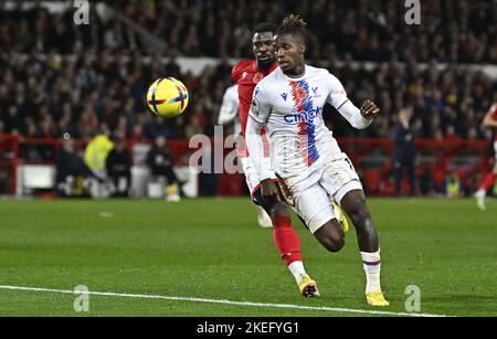 Nottingham, Nottinghamshire, Royaume-Uni. 12th novembre 2022. Wilfried Zaha (Crystal Palace) lors du match de la Ligue de la première ligue de la Forêt de Nottingham V Crystal Palace au City Ground, Nottingham, Royaume-Uni. Crédit : MARTIN DALTON/Alay Live News Banque D'Images