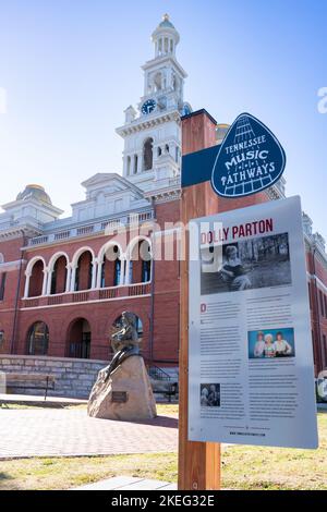 Sevierville, Tennessee - 27 octobre 2022 : vue sur le centre-ville historique de Sevierville, Tennessee, ville natale de Dolly Parton. Banque D'Images