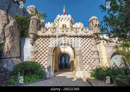 Porte monumentale au Palais de Pena - Sintra, Portugal Banque D'Images