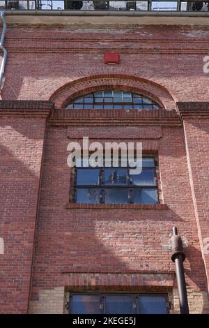 Détails d'une façade industrielle en Saxe, Allemagne Banque D'Images