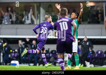 Dante Rigo de Beerschot célèbre après avoir remporté un match de football entre K. Beerschot V.A. et RE Virton, le samedi 12 novembre 2022 à Anvers, le 13 e jour de la première division du championnat belge « Challenger Pro League » 2022-2023. BELGA PHOTO TOM GOYVAERTS Banque D'Images