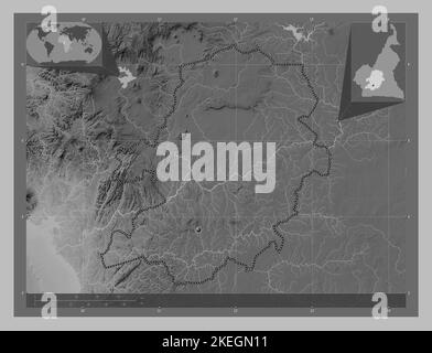 Centre, région du Cameroun. Carte d'altitude en niveaux de gris avec lacs et rivières. Cartes d'emplacement auxiliaire d'angle Banque D'Images