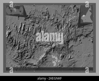 Nord-Ouest, région du Cameroun. Carte d'altitude à deux niveaux avec lacs et rivières. Lieux des principales villes de la région. Cartes d'emplacement auxiliaire d'angle Banque D'Images
