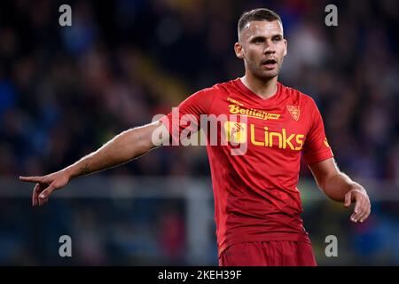 Gênes, Italie. 12 novembre 2022. Alexis Blin de US Lecce gestes pendant la série Un match de football entre UC Sampdoria et US Lecce. Credit: Nicolò Campo/Alay Live News Banque D'Images