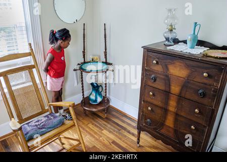 Newport News Virginia, James A. Fields maison maisons maison maisons résidence, Black Blacks Africains de la minorité ethnique, les visiteurs voyage tour t Banque D'Images