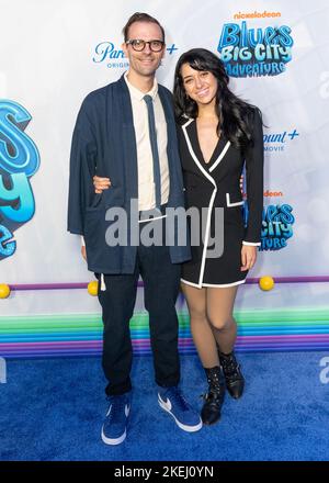 12 novembre 2022, New York, New York, États-Unis: Matt Stawski et Niki Lopez assistent à la première de l'aventure de la grande ville de Blue à Regal Union Square (image de crédit: © Lev Radin/Pacific Press via ZUMA Press Wire) Banque D'Images