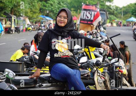 Le pilote du scooter à la fête du scooter panjalu Banque D'Images