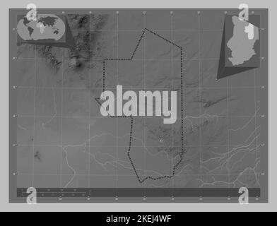 Ennedi Ouest, région du Tchad. Carte d'altitude en niveaux de gris avec lacs et rivières. Lieux des principales villes de la région. Cartes d'emplacement auxiliaire d'angle Banque D'Images