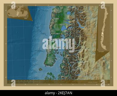 Los Lagos, région du Chili. Carte d'altitude en couleur avec lacs et rivières. Lieux et noms des principales villes de la région. Emplacement auxiliaire du coin Banque D'Images