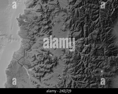 Région Metropolitana de Santiago, région du Chili. Carte d'altitude en niveaux de gris avec lacs et rivières Banque D'Images