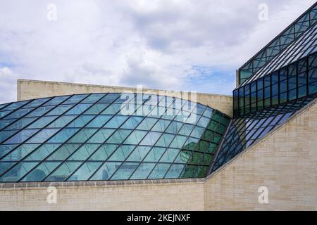 Le Musée d'Art moderne Grand-Duc Jean, ou Mudam, est le musée d'art moderne du Luxembourg. Il est situé sur le terrain de fort Thüngen. Banque D'Images