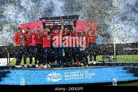 Melbourne, Australie. 13th novembre 2022. Lors du match de la coupe du monde T20 de la CCI entre le Pakistan et l'Angleterre au Melbourne Cricket Ground sur 13 novembre 2022 à Melbourne, en Australie. (Photo : Izhar Khan) IMAGE LIMITÉE À L'USAGE ÉDITORIAL - STRICTEMENT AUCUNE UTILISATION COMMERCIALE crédit: Izhar Ahmed Khan/Alay Live News/Alay Live News Banque D'Images