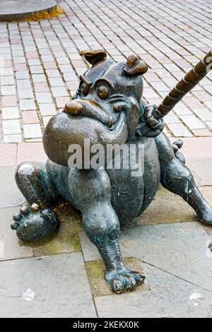 Statue du chien de Dandy, un personnage du magazine comique pour enfants The Dandy. High Street, Dundee, Écosse, Royaume-Uni. Banque D'Images