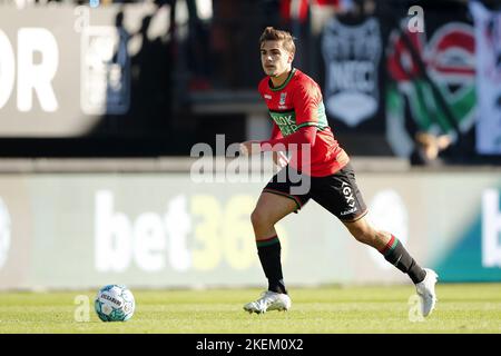 NIJMEGEN - Bart van Rooij de NEC Nijmegen pendant le match néerlandais Eredivisie entre NEC et RKC Waalwijk à de Goffert on 13 novembre 2022 à Nimègue, pays-Bas. ANP BART STOUTJEDIJK Banque D'Images