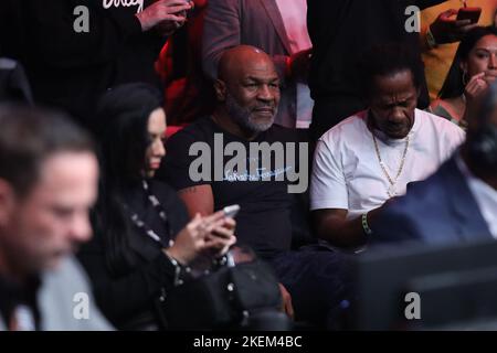 New York, États-Unis. 12th novembre 2022. L'ancien combattant de boxe Mike Tyson est vu au cours de l'UFC 281 au Madson Square Garden à New York aux États-Unis ce samedi 12th. (Photo: Vanessa Carvalho/Brazil photo Press) Credit: Brazil photo Press/Alay Live News Banque D'Images