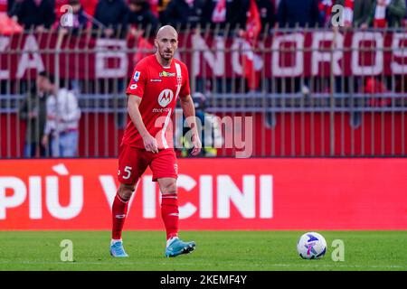 Luca Caldirola (AC Monza) pendant le championnat italien série Un match de football entre AC Monza et US Salernitana sur 13 novembre 2022 au stade U-Power à Monza, Italie - photo Morgese-Rossini / DPPI Banque D'Images