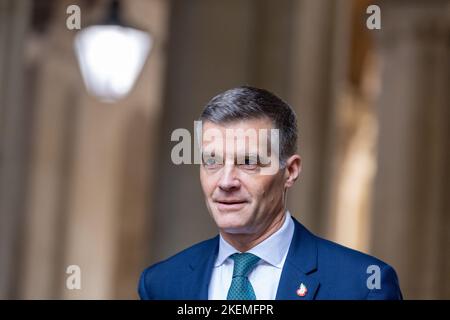 Mark Harper arrive pour une réunion du Cabinet à Downing Street. Banque D'Images