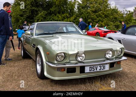 Aston Martin V8 Vantage ‘SV 331’ exposé au Concours d’Elégance Supercar, qui s’est tenu au Palais de Blenheim le 4th septembre 2022 Banque D'Images