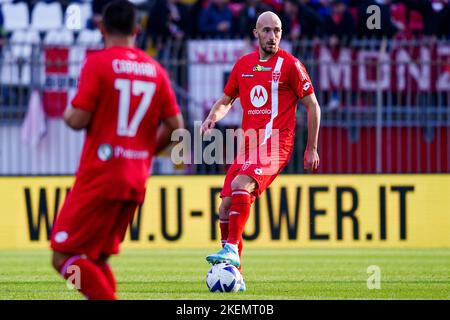 Monza, Italie. 13th novembre 2022. Luca Caldirola (AC Monza) pendant l'AC Monza vs US Salernitana, football italien série A match à Monza, Italie, 13 novembre 2022 crédit: Agence de photo indépendante / Alamy Live News Banque D'Images