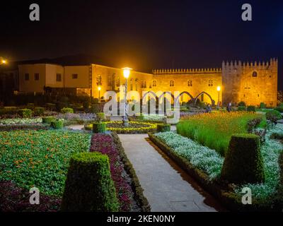 Jardim de Santa Barbara vue de nuit, Braga Banque D'Images