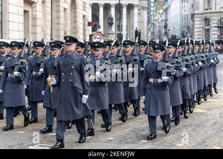 Royal Air Force Regiment King's Color Squadron au Lord Mayor's Show Parade, dans la ville de Londres, au Royaume-Uni Banque D'Images