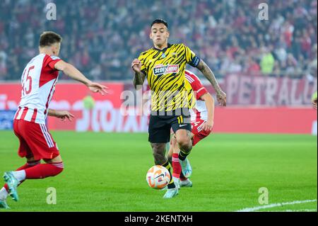 Athènes, Lombardie, Grèce. 13th novembre 2022. SERGIO ARAUJO du FC AEK lors du match de match 13, match de la Super League grecque entre le FC Olympiacos et le FC AEK au stade Karaiskakis sur 13 novembre 2022 à Athènes, Grèce. (Image de crédit : © Stefanos Kyriazis/ZUMA Press Wire) Banque D'Images