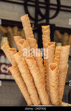 Gaufre vide ice cream cones dans la vue Banque D'Images