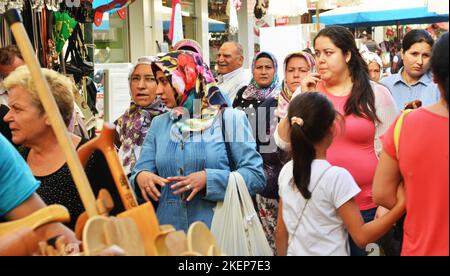 TUR, Turquie, Côte Ouest : les touristes rencontrent des preuves impressionnantes de l'histoire romaine et grecque lors d'un aller-retour à travers la Turquie occidentale et à la Banque D'Images