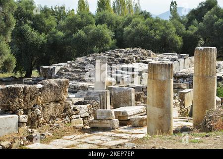 TUR, Turkey, West Coast: Tourists encounter impressive evidence of Roman and also Greek history on a round trip through western Turkey and to the Stock Photo