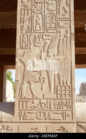 La Chapelle blanche de Senusret I à Karnak Banque D'Images